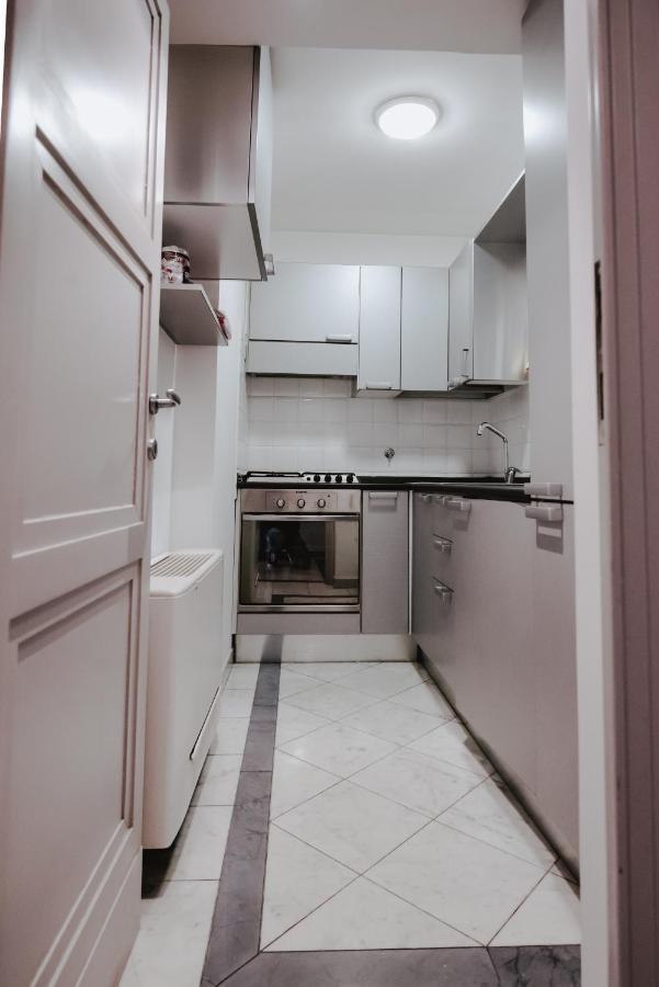 Trevi 86 Apartment Рим Екстериор снимка