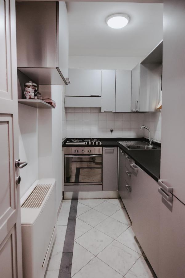 Trevi 86 Apartment Рим Екстериор снимка